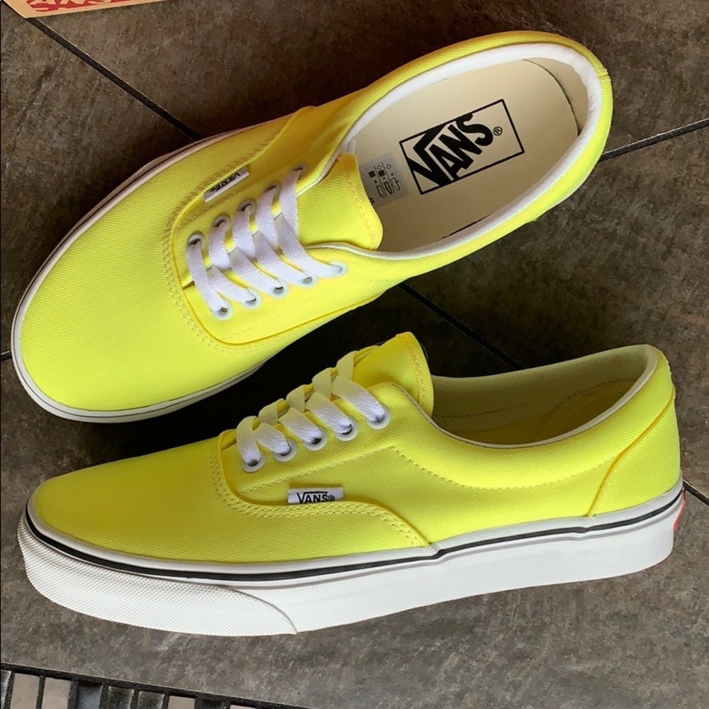 VANS ERA NEON LEMON TONIC/TRUE WHITE WMNS - Picture 1 of 16